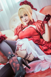 [COS Welfare] Аниме-блогер, большой объем, объем, малый объем - Nero Claudius