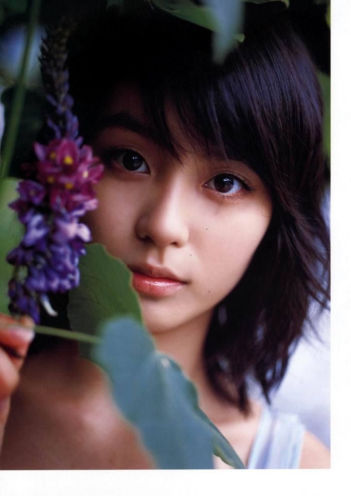 Yuika Motokariya Pagina 61 No.b41136
