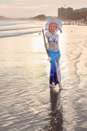 Coser Junye tako „Spring Field Swimsuit”