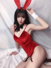 หมิงหมิงคิซามิ "Red Velvet Bunny Girl"