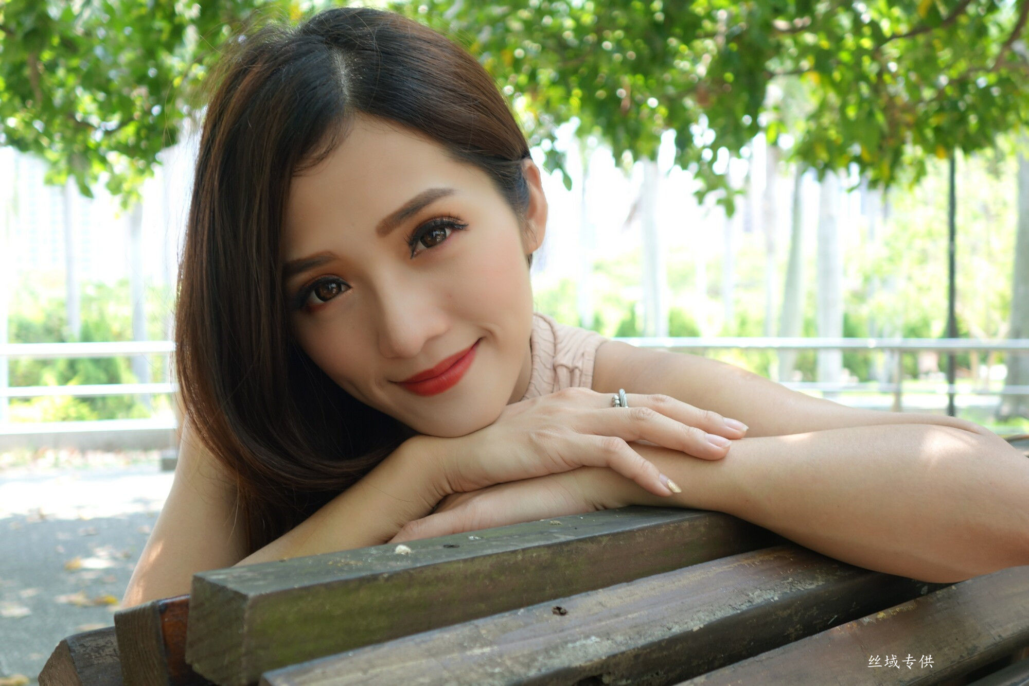 [台湾正妹] Go Go 高雄美術館 第40页 No.7dbc4e